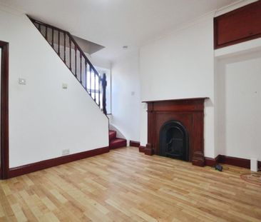 2 bedroom House To Let - Photo 1