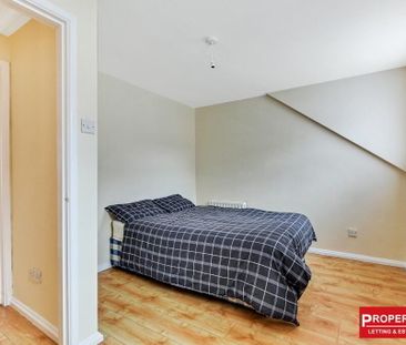 2 Barnewall Place, Derry/Londonderry, Waterside, BT47 2BJ - Photo 2