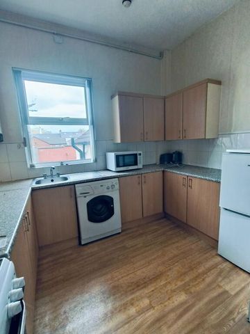 Unit 2, 10 Eglantine Avenue, Belfast, BT9 6DX - Photo 3