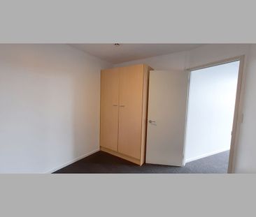 3 Bedroom Apartment - Photo 3