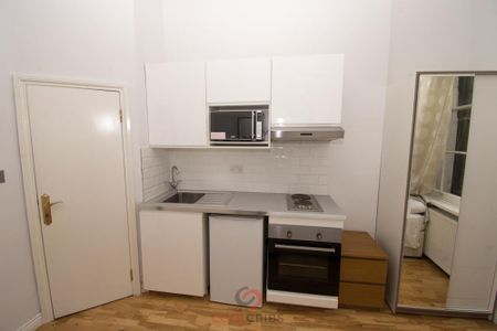 Studio to rent - Photo 5