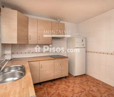 Casa adosada en alquiler en Calle del Médico Rafael Moreno Peregrín, 8 - Photo 3