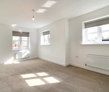 4 bedroom detached house to rent - Photo 4