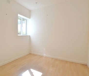 Room in a Shared Flat, Chesham Place, BN2 - Photo 3