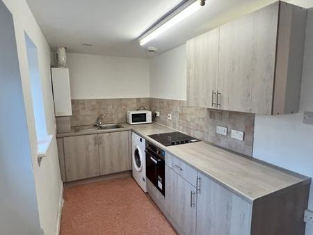 2 bedroom flat to rent - Photo 5