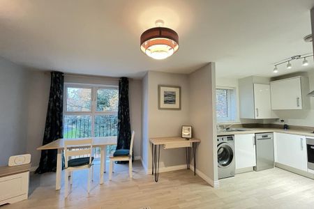 2 bedroom flat to rent - Photo 5