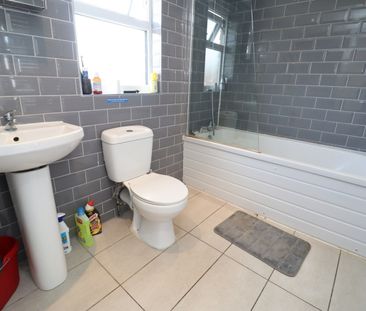 Room in a Shared House, Leigham Court Road, SW16 - Photo 6