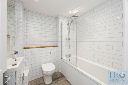 St Vincent's Court, Brighton Marina Village - Photo 3