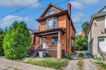 For Lease - 746 King Street, Hamilton, Ontario - Photo 4