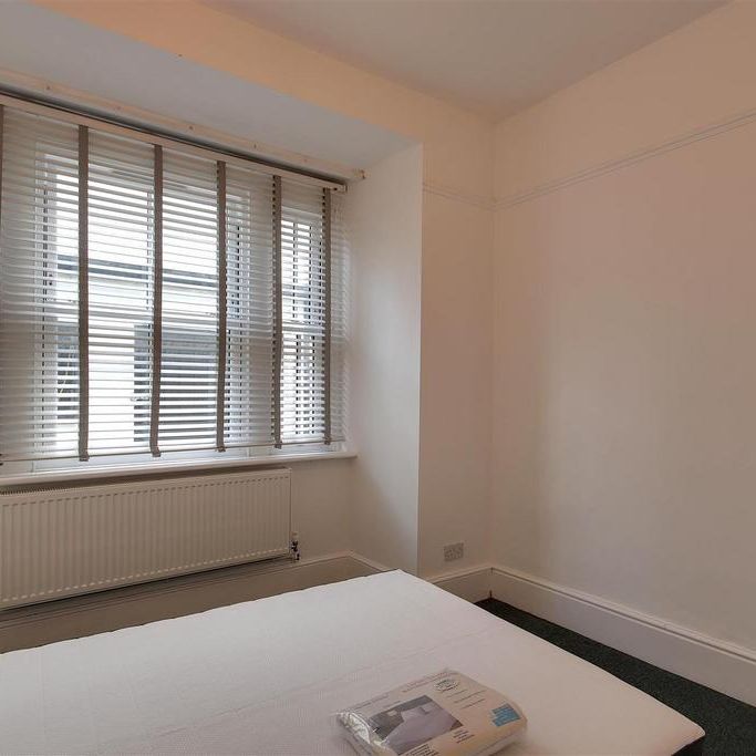 9 bedroom house share to rent - Photo 1