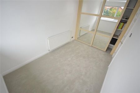 3 bedroom apartment to rent - Photo 5