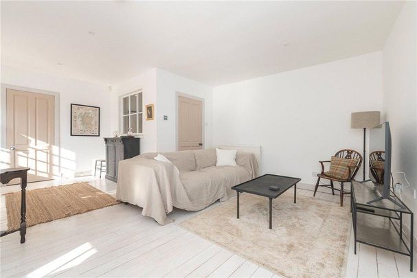 3 bedroom apartment to rent - Photo 1