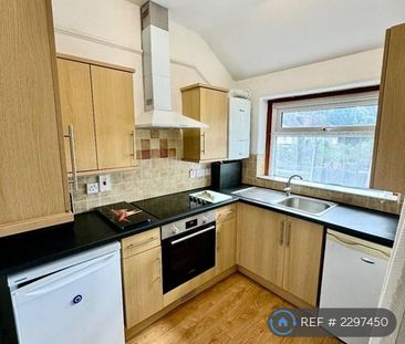 2 bedroom maisonette to rent - Photo 6