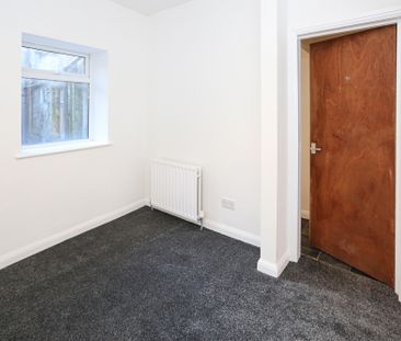 9 Crosby Street, Bangor, BT20 5EE - Photo 3