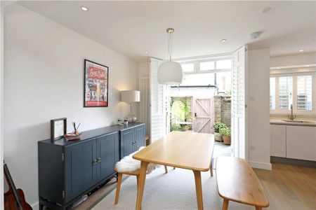 3 bedroom terraced house to rent - Photo 4