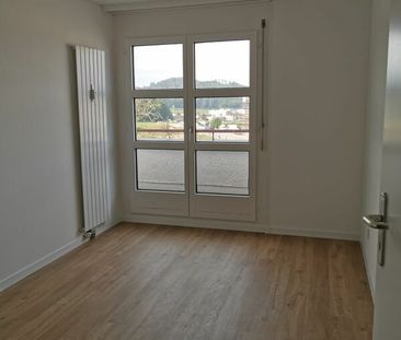 Attraktive Wohnung mit grosser Terrasse und neuer Küche - Foto 5