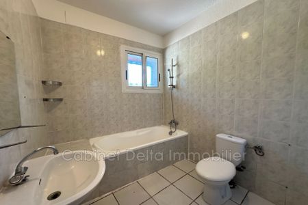 Location Appartement 2 pièces 49m² TOULON 83200 - Photo 4