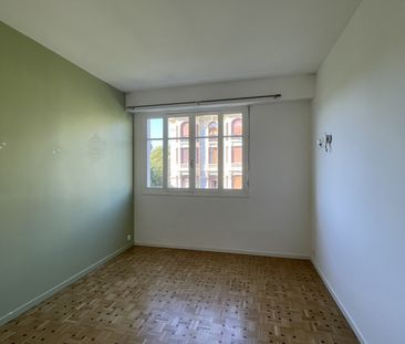 Location Appartement 4 pièces 99m² NICE 06000 - Photo 4