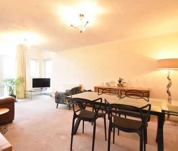 Swan Walk, Shepperton, TW17 - Photo 1