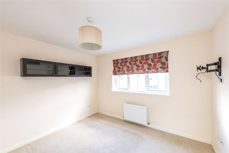 4 bedroom detached house to rent - Photo 5