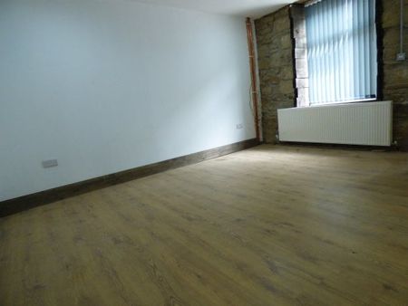 Inkerman Street, Bacup - Photo 3