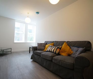 Apartment 1, 282 High Street - Photo 2