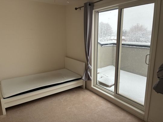 For Lease - 7 Eaton Park Lane Unit# 5, Toronto, Ontario - Photo 1