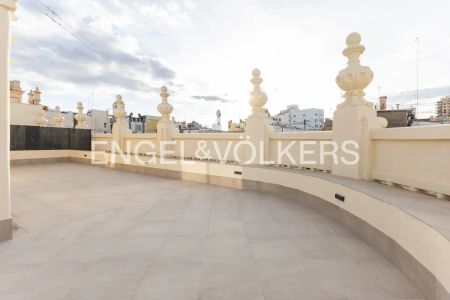 Piso de alquiler en Sant Francesc - Photo 5