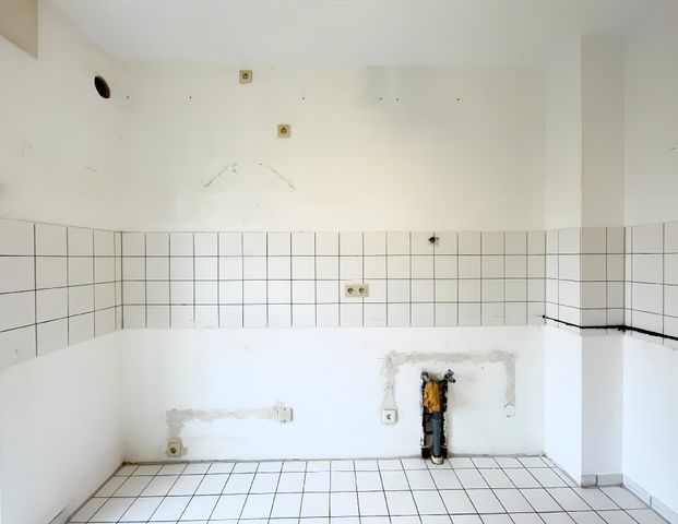 HELLE 2-ZIMMERWOHNUNG MIT GROßEM BALKON ZU MIETEN! - Photo 1