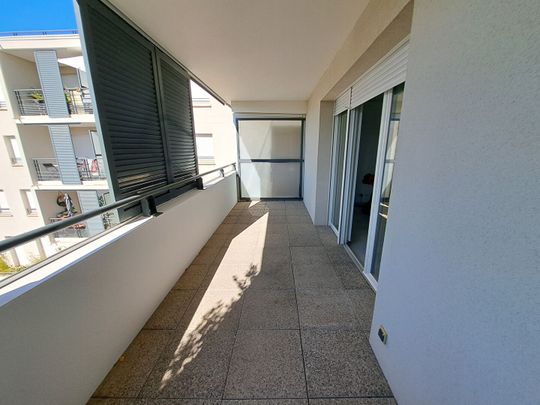 A LOUER AVIGNON ( 84000 ) : APPARTEMENT 3 pièces -TERRASSE - ASCENSEUR - 1 PLACE DE PARKING, - Photo 1