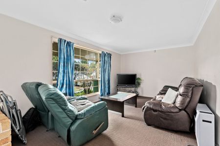 Attractive, Low-set Brick Home in Convenient Location - Photo 2