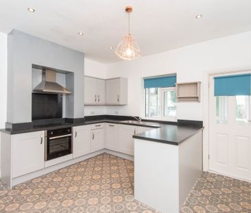 3 bedroom House to rent - Photo 4