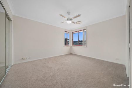 Versatile Family Home in a Prime Location - Photo 3