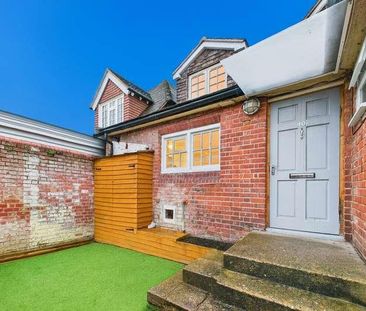 Easthampstead Road, Wokingham, Berkshire, RG40 - Photo 6