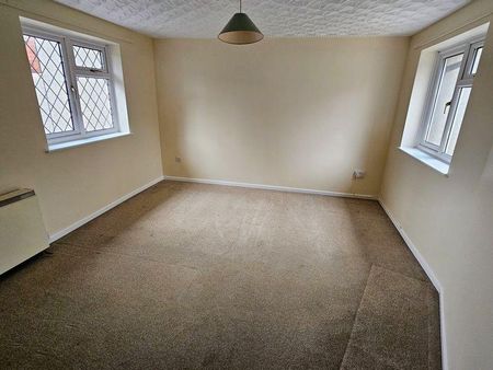 2 Bedroom Terrace House For Rent - Photo 4