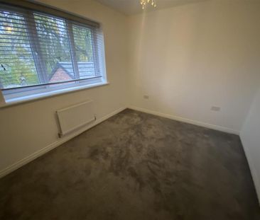 3 bedroom detached house to rent - Photo 2