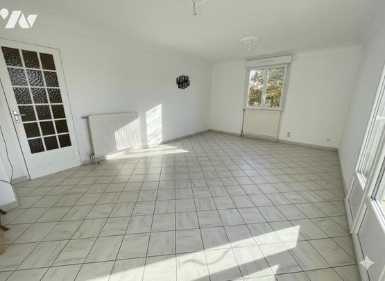 Maison d'habitation - Photo 1