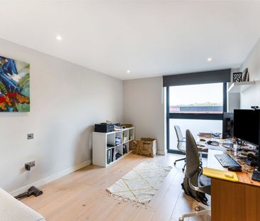 Tottenham Lane, Crouch End, London, N8 flat to rent - Photo 3