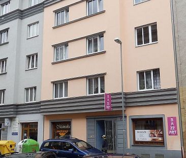 Pronájem bytu 3+1 80 m² - Fotografie 5