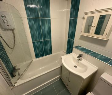 2 bedroom flat to rent - Photo 6