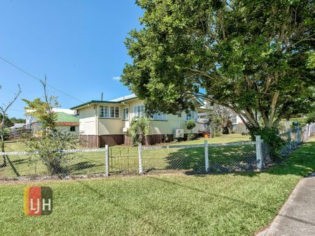 RENOVATED 3 BEDROOM COTTAGE IN FANTASTIC KEDRON LOCATION - Photo 4
