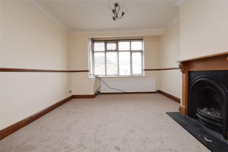 Boundary Road, Romford, Essex, RM1 - Photo 2