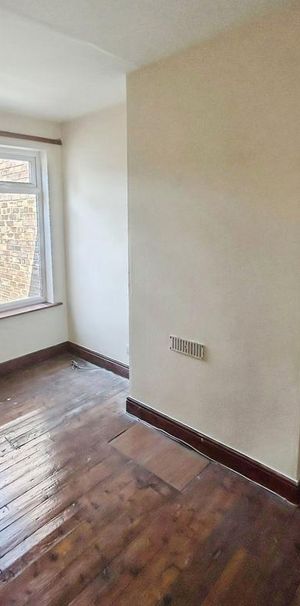 2 bedroom house to rent - Photo 2