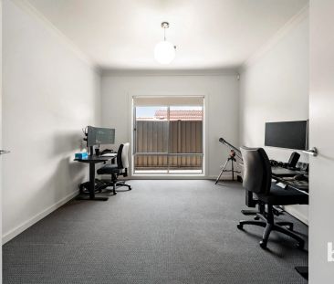 Modern Comfort Meets Convenience - Photo 4