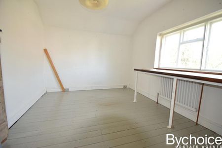 3 bedroom terraced house to rent - Photo 2