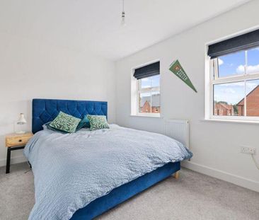 2 bedroom semi-detached house to rent - Photo 4