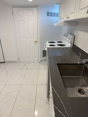 For Lease - 44 VALENCOURT Drive, Welland, Ontario - Photo 1