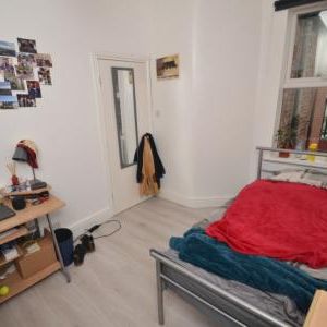 Standish Road, Fallowfield, Manchester, M14 - Photo 1