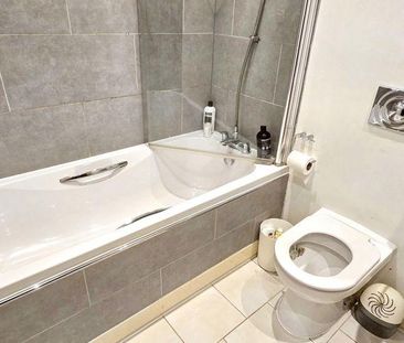 12 Thornhill Park, Ashbrooke, Sunderland, Tyne and Wear, SR2 7JZ - Photo 6