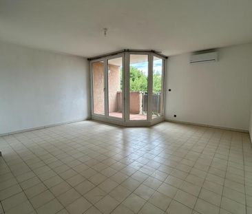 Location Appartement 3 pièces 68m² AVIGNON 84000 - Photo 1